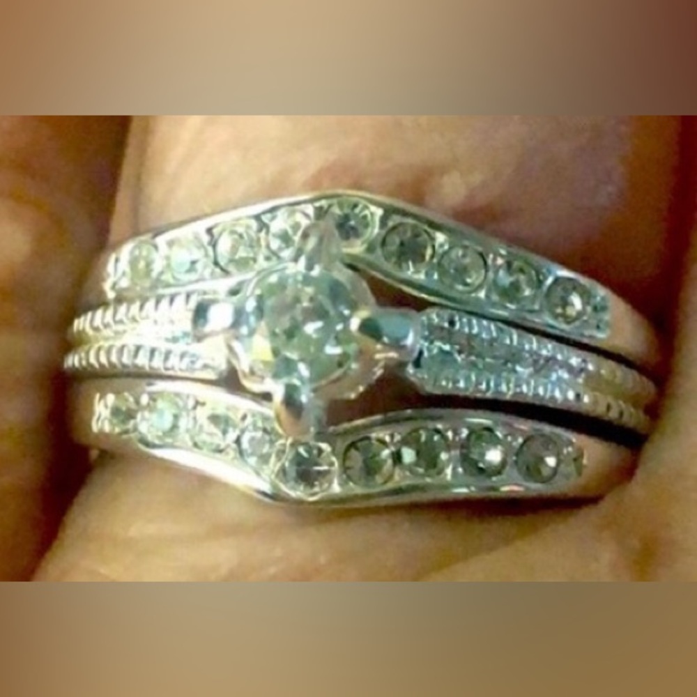 Two piece silver ring set with stones size 9